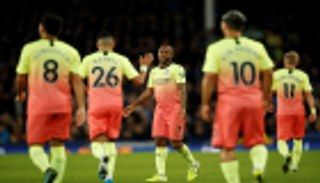 يواصل ملاحقة ليفربول.. مانشستر سيتي يهزم إيفرتون في الدوري الإنجليزي