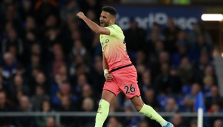 رياض محرز جناح مانشستر سيتي