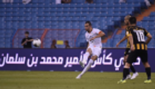 بلعمري لاعب الشباب السعودي يحمل نفسه مسؤولية الخسارة من الاتحاد