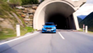 بالصور.. مواصفات BMW الفئة الأولى M135i قبل طرحها عام 2020