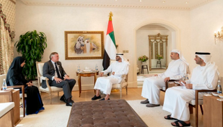 الشيخ محمد بن زايد وأنطونيو استوريز عضو البرلمان الأوروبي