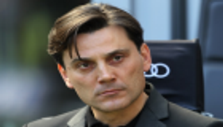 "كنت واحدا منهم".. مونتيلا غير مهتم بصافرات استهجان جماهير ميلان