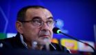 ساري يفضل الإنجليز على يوفنتوس في صراع أبطال أوروبا