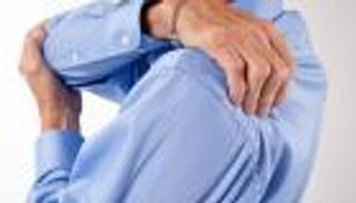 16 سببا وراء آلام مفصل الكتف