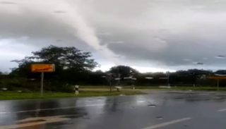 خدمة الطقس الرسمية "دي.دبليو.دي" حذرت من رياح شديدة