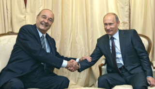 الرئيسان الروسي فلاديمير بوتين والفرنسي الراحل جاك شيراك-أرشيفية