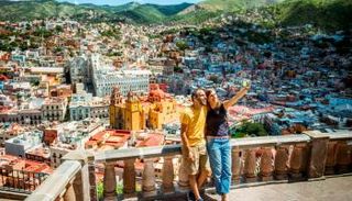 أفضل الوجهات لأصحاب الميزانية المحدودة للشباب في عمر الـ30