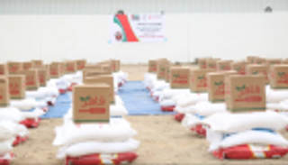 80 طن مساعدات إماراتية لأهالي المكلا اليمنية