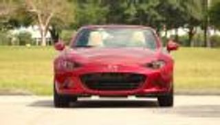 مازدا تكشف عن سعر النسخة الجديدة من طراز MX-5