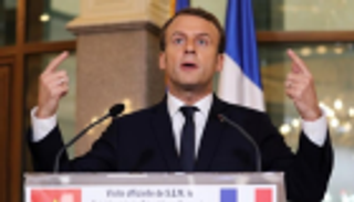 ماكرون يعد بعلاقة "قوية" مع بريطانيا بعد بريكست