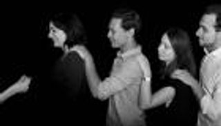 أول "مطعم في الظلام" بمصر..  الكفيف يقود المبصرين