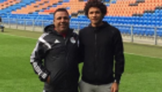 بالفيديو.. النني يفوز بتحدٍ من نوع خاص أمام والده