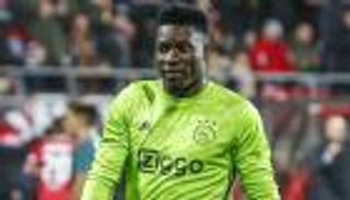 العنصرية حرمت حارس أياكس من الانتقال إلى أحد كبار أوروبا