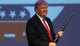 ترامب يتوعد إيران: سنرد بلا تردد بأسلحة كلفتنا تريليوني دولار