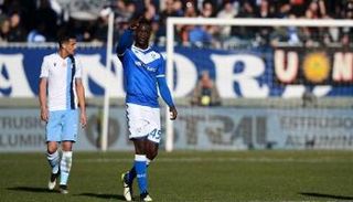 ماريو بالوتيلي يحتفل بالهدف