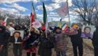 بالحلوى والرقص.. المعارضة الإيرانية في واشنطن تحتفل بمقتل قاسم سليماني