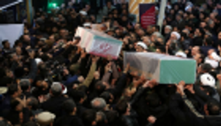 مصرع 35 إيرانيا وجرح 192 في تدافع خلال جنازة سليماني