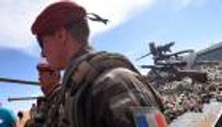 مصدر حكومي: فرنسا لا تعتزم خفض قواتها بالعراق