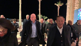 إنفانتينو وفينجر في الغردقة