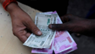 نشاط قطاع الخدمات في الهند يرتفع لأعلى مستوى في 5 أشهر