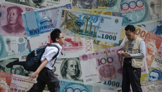 الفرنك والين يتماسكان