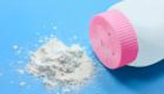 بريطانية تدمن "بودرة الأطفال" منذ 15 عاما