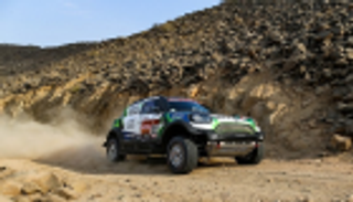 بيترهانسل يفوز بالمرحلة الرابعة في رالي دكار