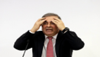 مع أول ظهور منذ الهروب.. لبنان يستدعي "غصن" بشأن مذكرة التوقيف