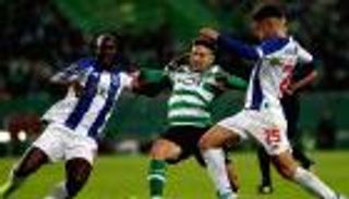 "الإنفلونزا" تهدد بتأجيل مباراة في الدوري البرتغالي