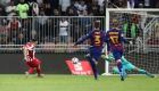 انتفاضة الخمس دقائق تصعد بأتلتيكو لنهائي السوبر الإسباني أمام برشلونة