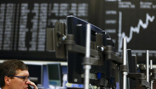 أسهم أوروبا تنخفض في نهاية تداولات الجمعة