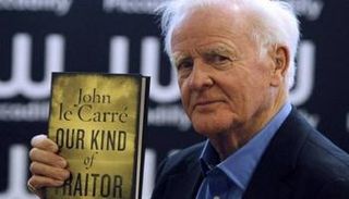 المؤلف البريطاني جون لو كاريه