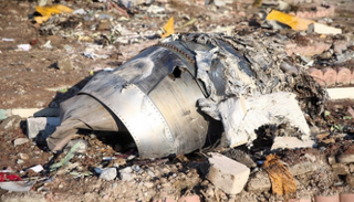 حطام الطائرة الأوكرانية المنكوبة في إيران