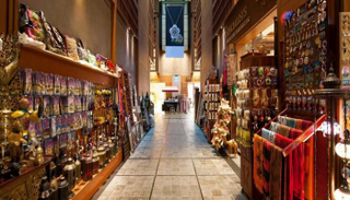 أبوظبي توفر تجربة تسوق ممتعة