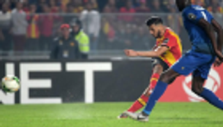 أزمة جديدة.. اتحاد جدة يجبر الترجي على إيقاف هدافه