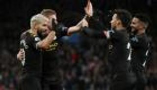 أجويرو يدخل التاريخ ويقود مانشستر سيتي لاكتساح أستون فيلا