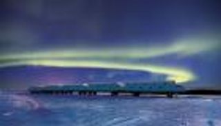 تندرا لودج.. فندق متحرك يستيقظ زواره بين الدببة القطبية