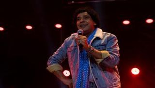 المطرب المصري محمد منير