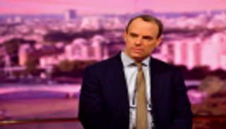 بريطانيا تندد باعتقال سفيرها بإيران: انتهاك صارخ للقانون الدولي