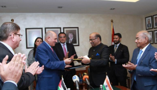 مناجم الفوسفات الأردنية توقع اتفاقية لإنتاج فلوريد الألومنيوم