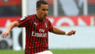 رقم قياسي سلبي للجزائري بن ناصر في الدوري الإيطالي