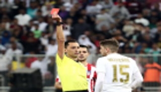 ماذا تقول اللوائح عن عقوبة فالفيردي بعد طرده في السوبر الإسباني؟