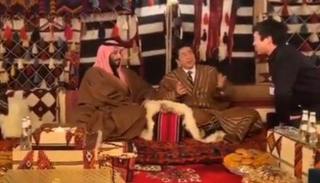 ولي العهد السعودي خلال استقبال رئيس وزراء اليابان بمدينة العلا