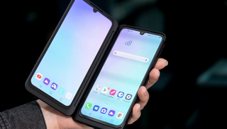 ما مستقبل الهواتف الذكية القابلة للطي؟