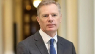 بريطانيا تستدعي السفير الإيراني للاحتجاج