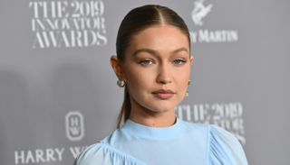 عارضة الأزياء العالمية جيجي حديد