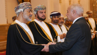 أبوالغيط يقدم واجب العزاء في وفاة السلطان قابوس