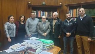 مدير الدار المصرية اللبنانية مع نجل إحسان عبدالقدوس