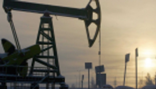 النفط يتراجع بفعل مخاوف الطلب