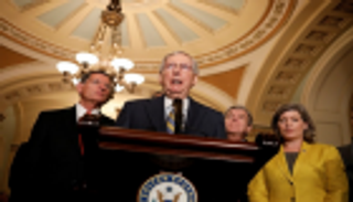 "الشيوخ" يرجح بدء إجراءات عزل ترامب الثلاثاء المقبل